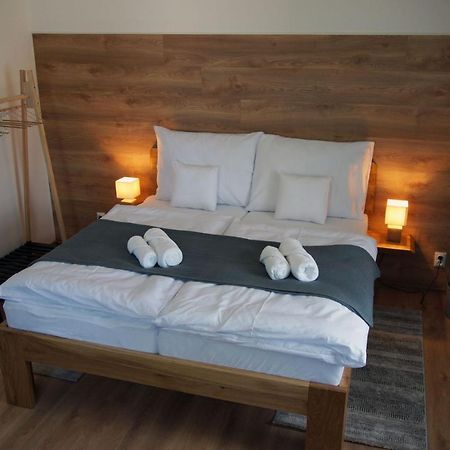 Apartmany Krasna Lipa Exterior photo
